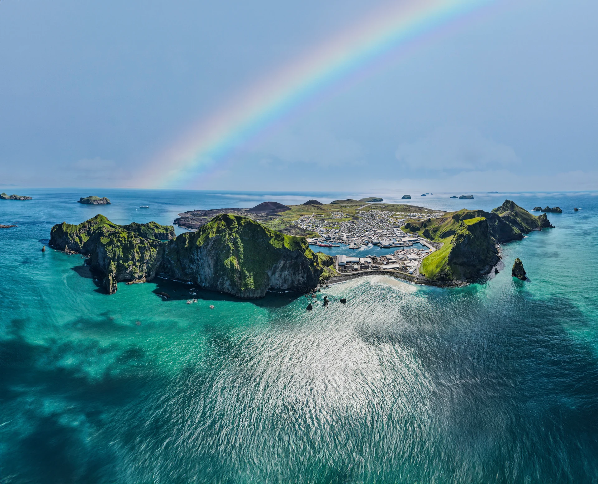The coast of Vestmannaeyjar